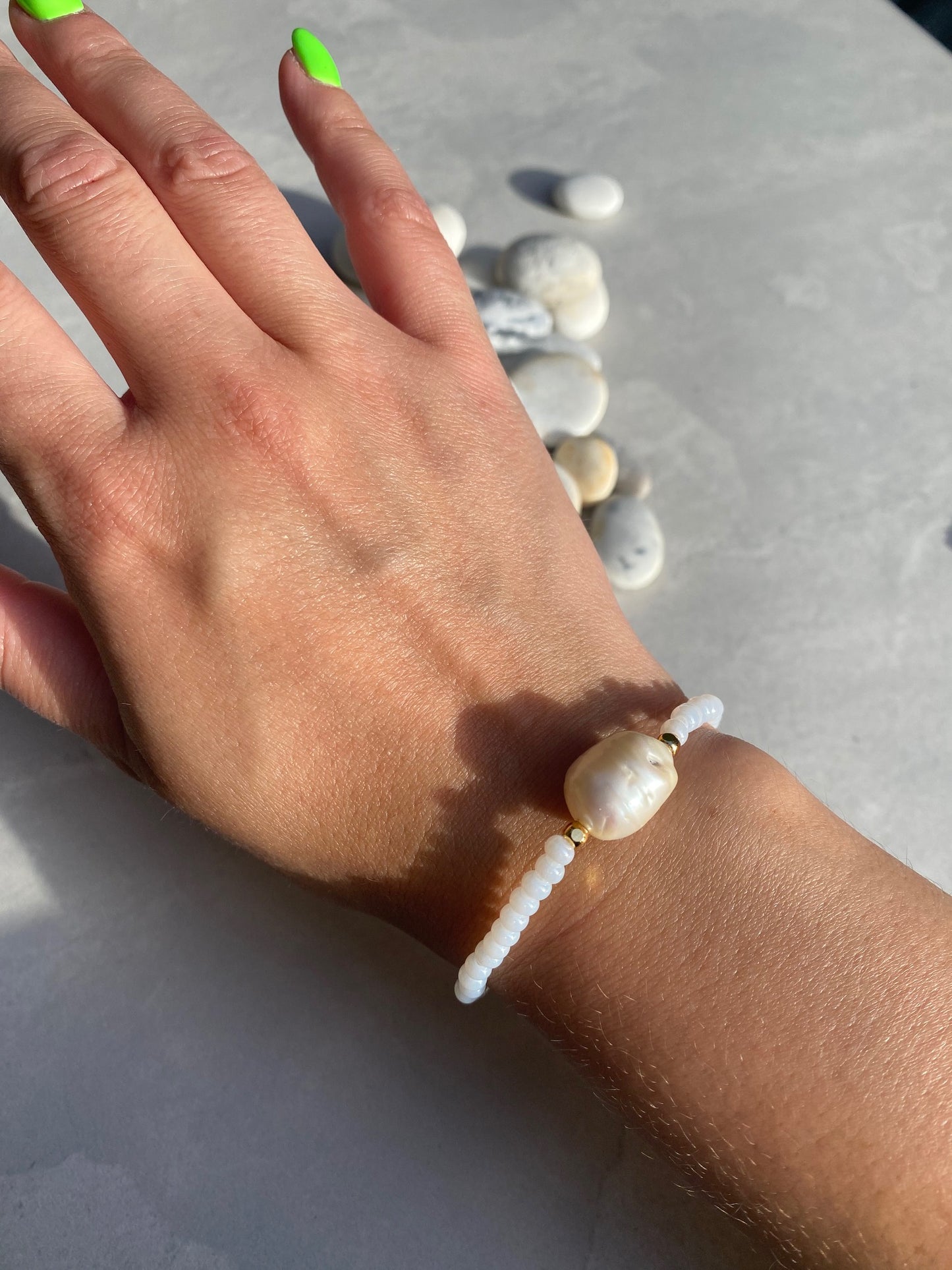 Freshwater pearl bracelet