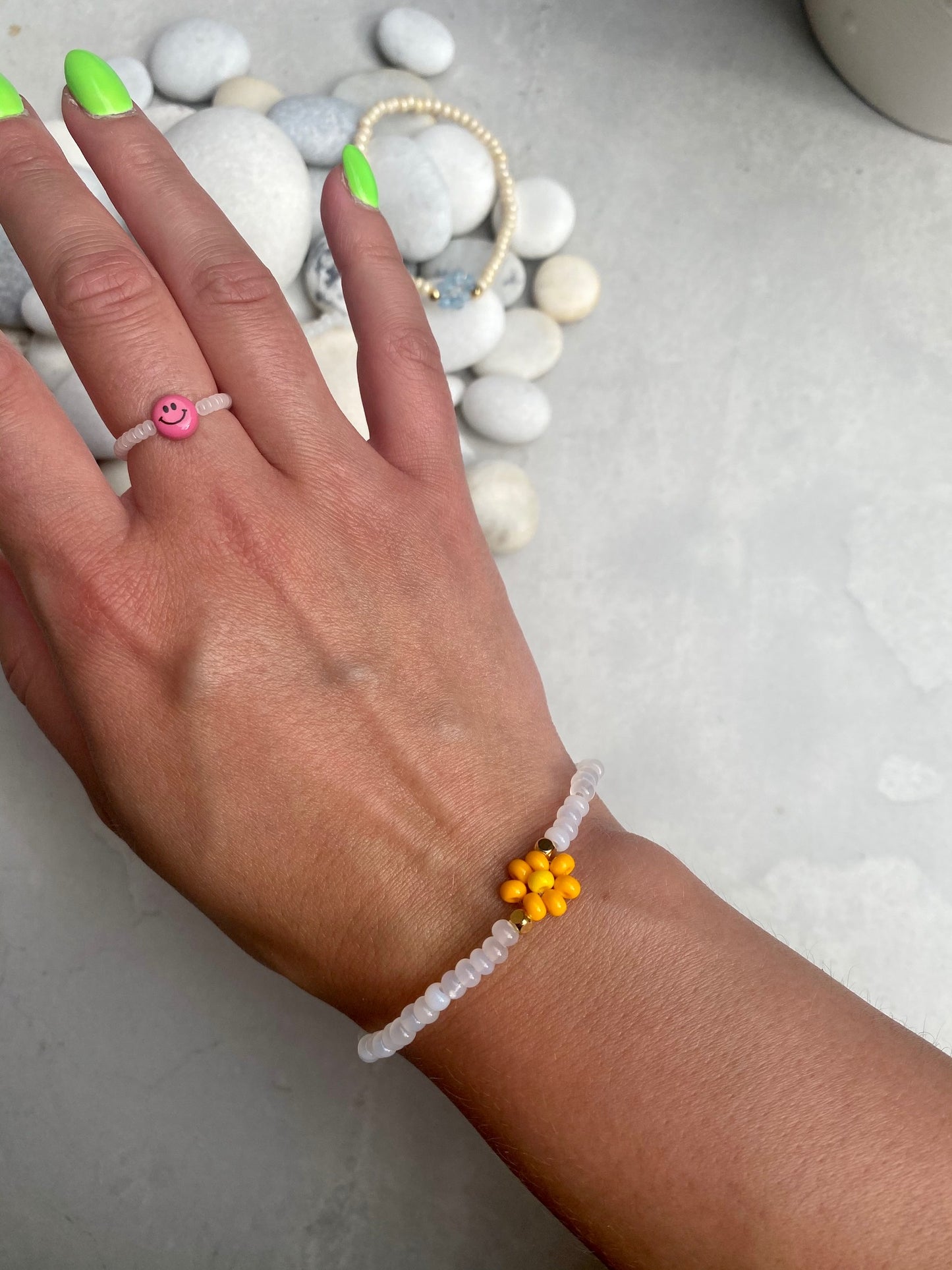 Nina + flower + gold armband